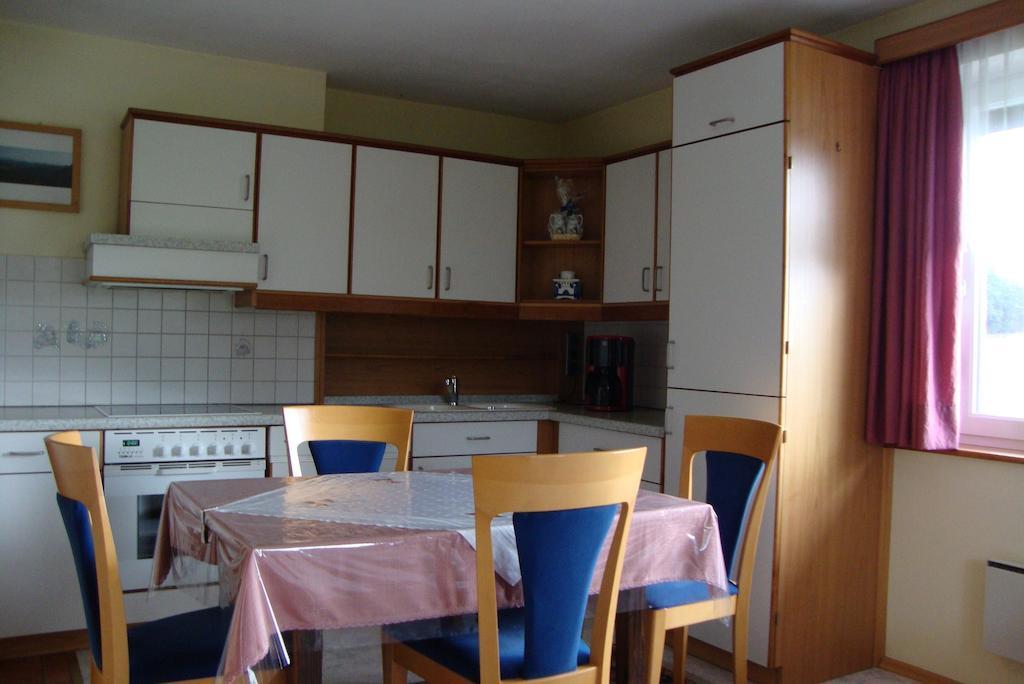 Maria Aichholzer Apartman Sankt Jakob im Rosental Szoba fotó